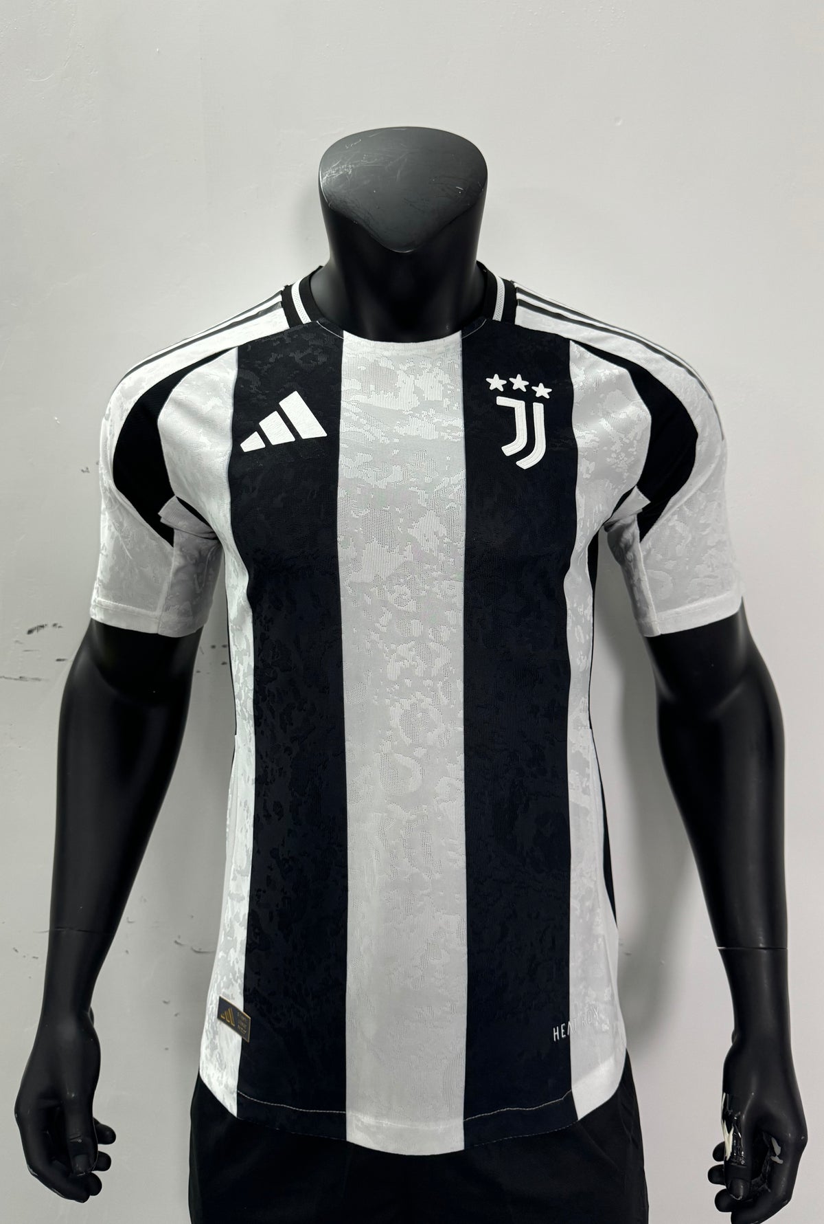 Juventus Home Jersey 24 25 Season PLAYER VERSION