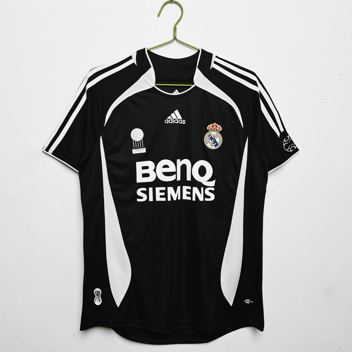 Real Madrid Away 2006 Retro Jersey