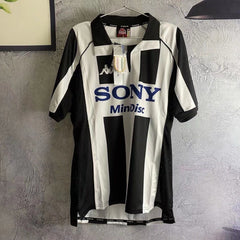 Juventus 1997-98 Home Retro Jersey